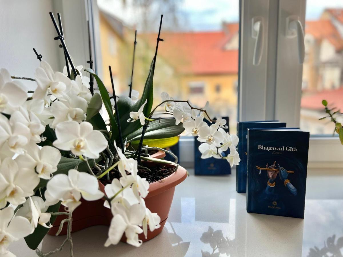 Apartamento Om Yoga Center Slovenska Bistrica Exterior foto