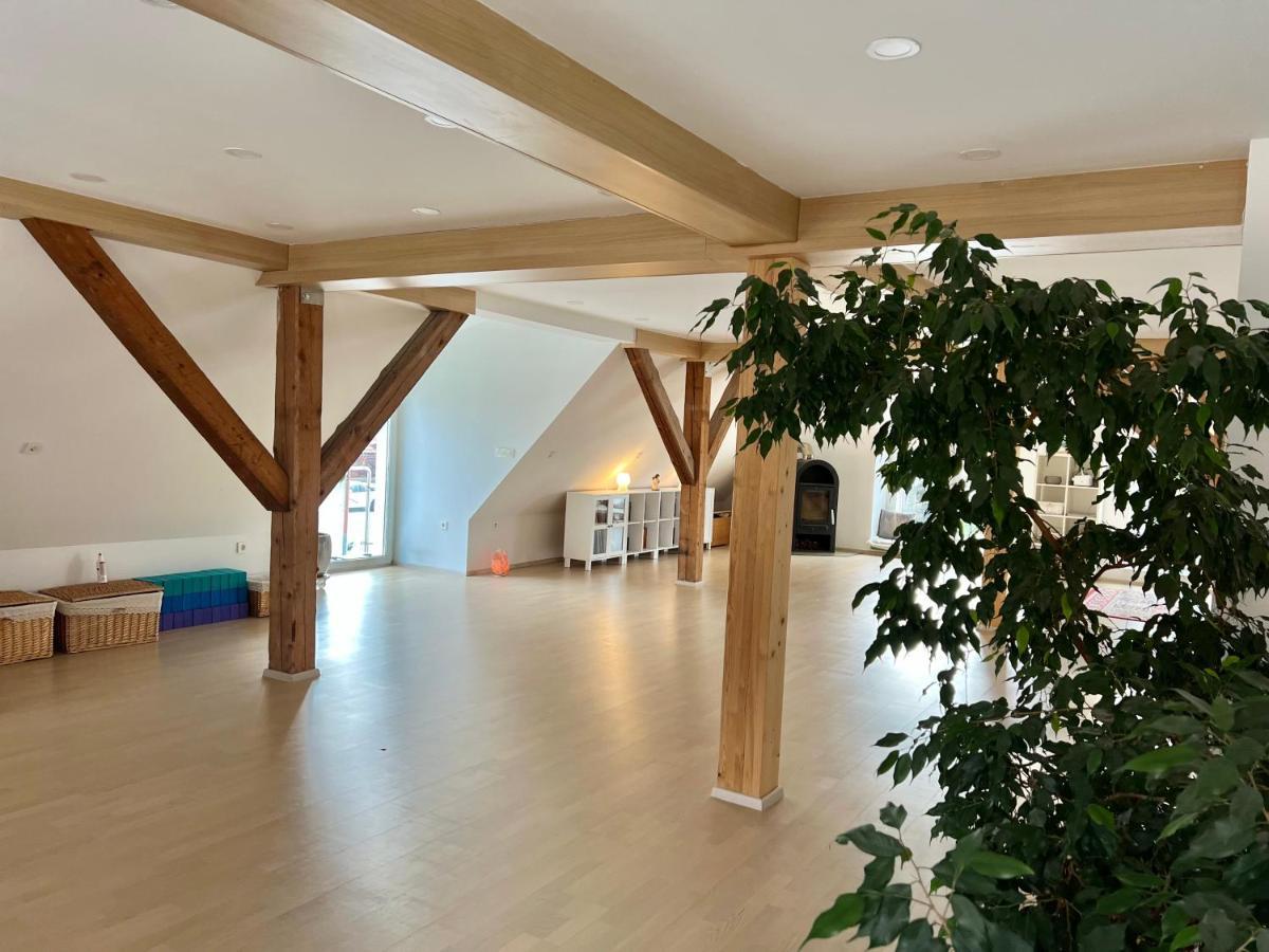 Apartamento Om Yoga Center Slovenska Bistrica Exterior foto